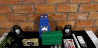 Polícia intercepta três pessoas de ÁGUA DOCE que seguiam com Drogas para serem vendidas na festa de Itabirinha.